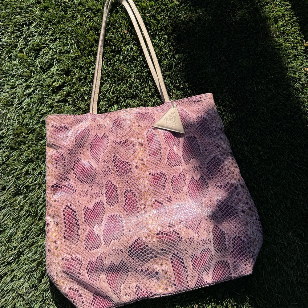 Chic Pink Snakeskin Tote with Cream Straps